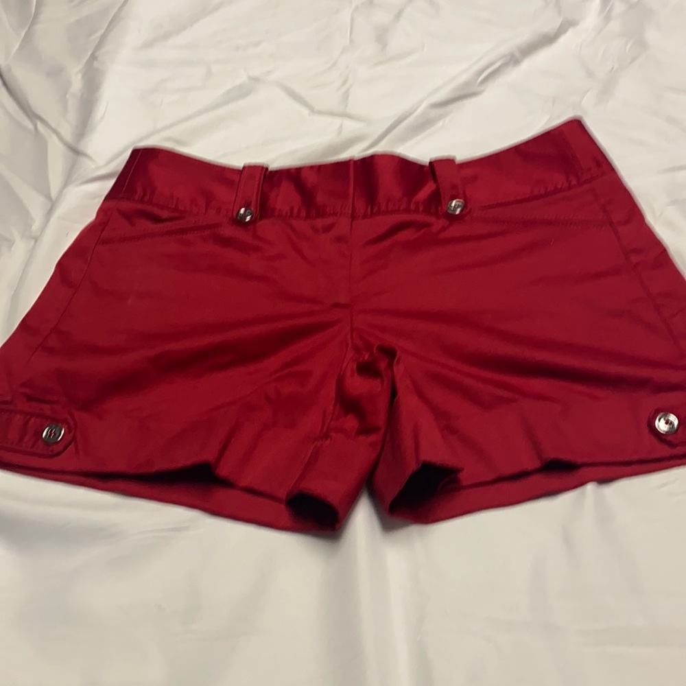 W H B M 4" RED SHORTS BEACH PARTY 10